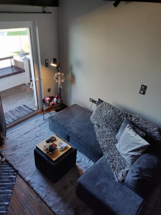 Vrachos Suites Aígion Luaran gambar